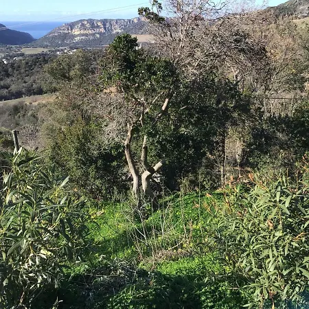 Jolie Location Paisible , Magnifique Vue Mer . *